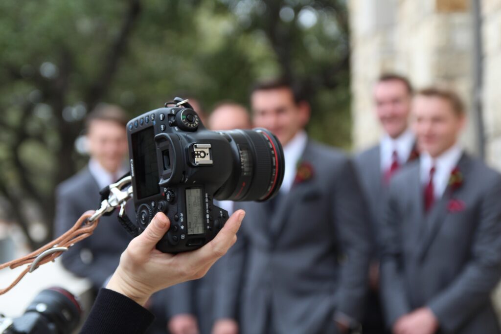 10 questions to ask your wedding photographer