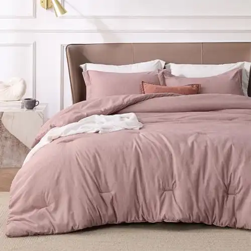 Bedsure Queen Comforter Set - Dusty Rose Queen Size Comforter, Soft Bedding for All Seasons, Cationic Dyed Bedding Set, 3 Pieces, 1 Comforter (90