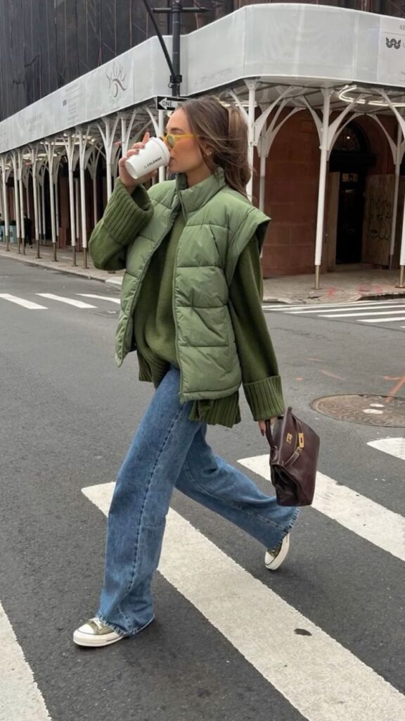 fall outfit idea green puffer