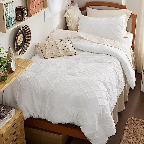 Bedsure Twin/Twin XL Comforter Set - White Boho Twin Extra Long Comforter Set for College, Shabby Chic Dorm Bedding Set, 2 Pieces Modern Farmhouse Bed Set, includes 1 Pillow Sham